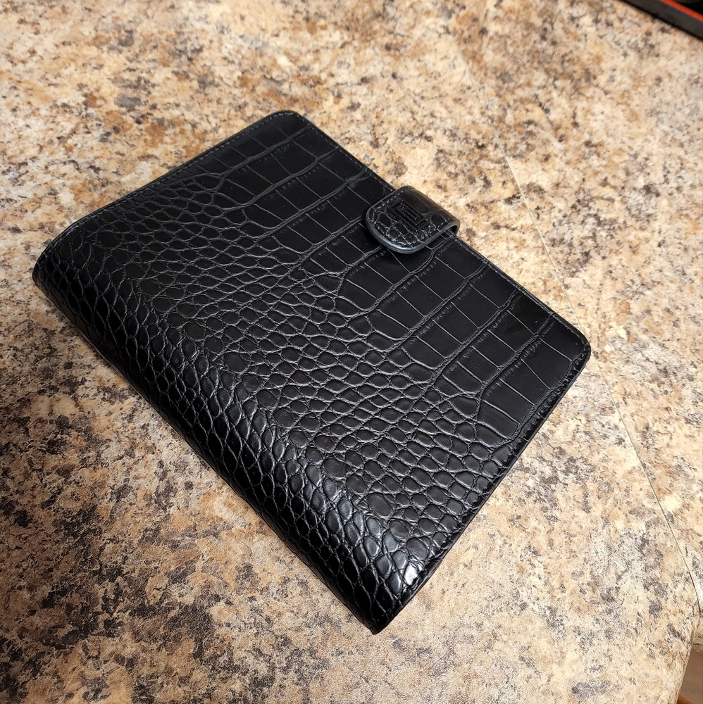 NOTIQ Black Croco Personal Rings Planner with inserts and Matte Black Hardware